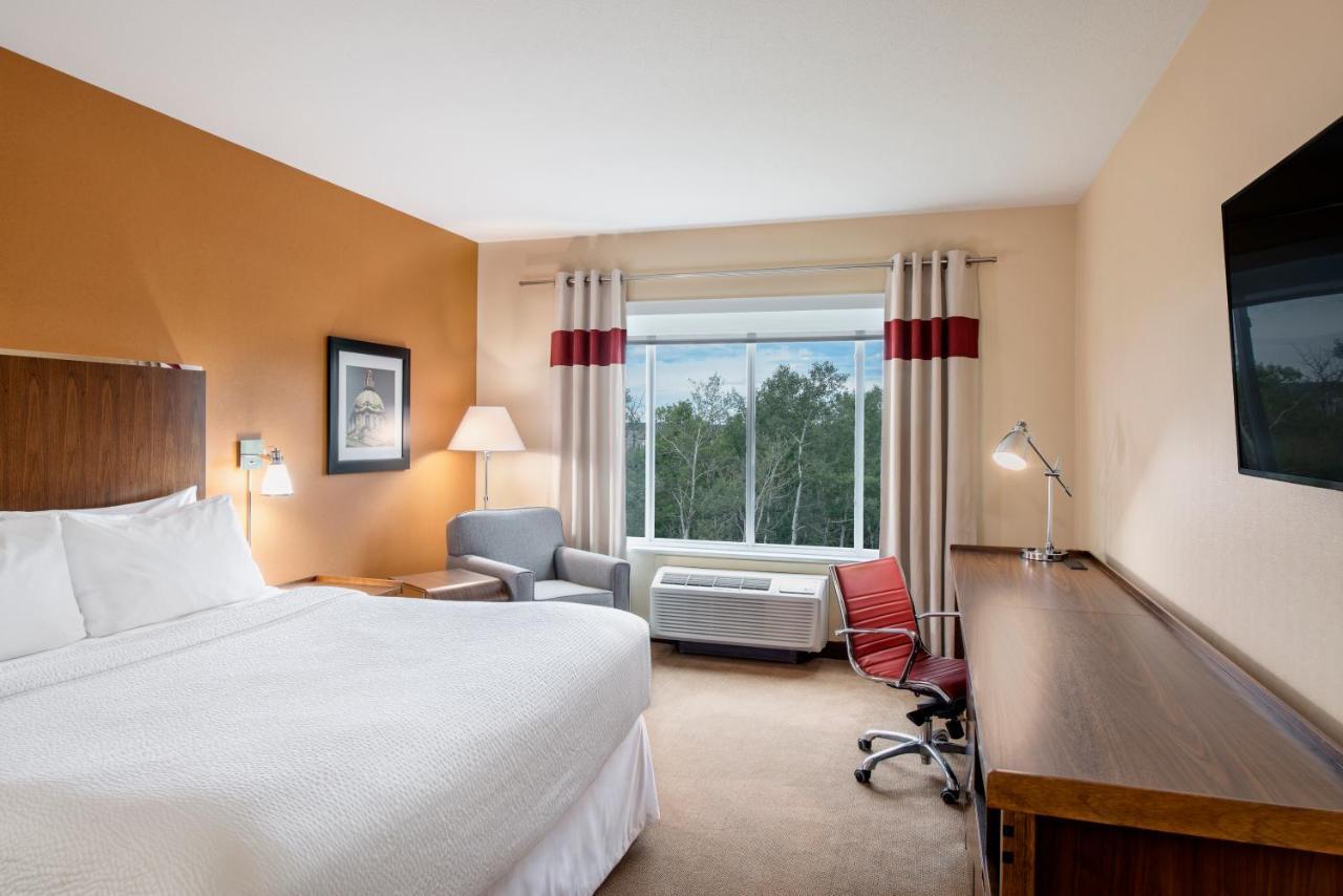 Four Points By Sheraton Grande Prairie Luaran gambar
