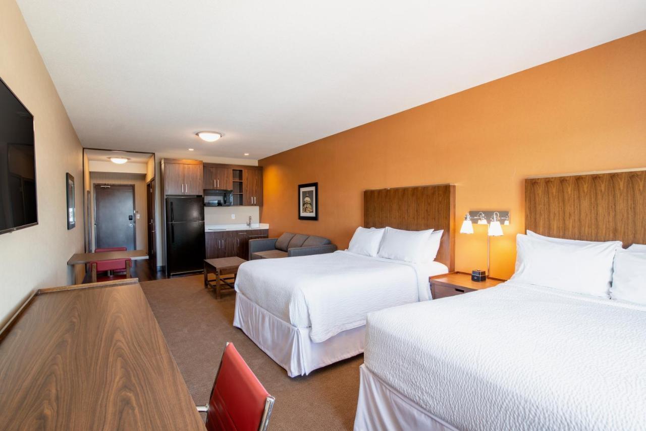 Four Points By Sheraton Grande Prairie Luaran gambar