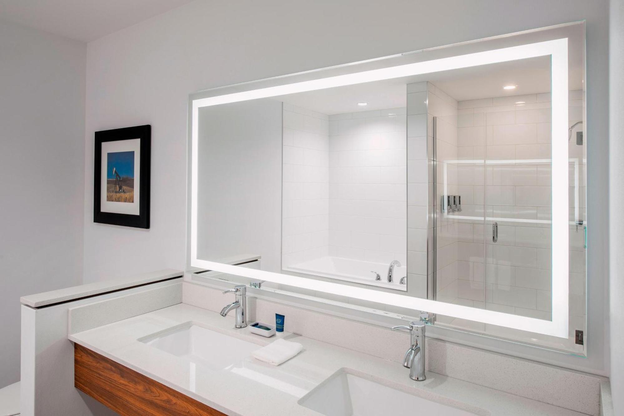 Four Points By Sheraton Grande Prairie Luaran gambar
