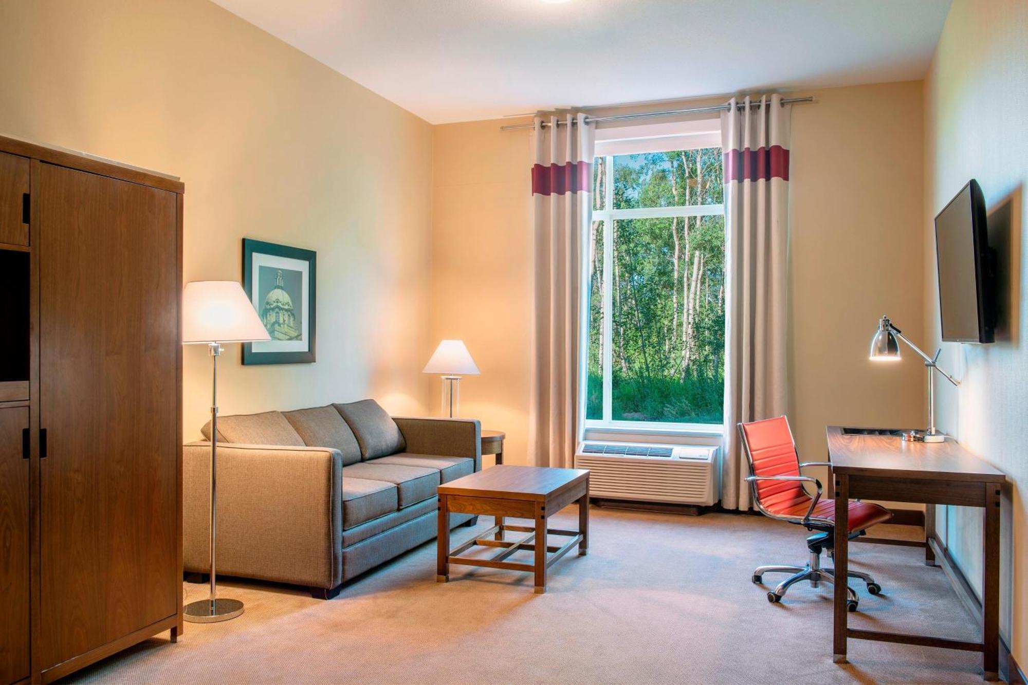 Four Points By Sheraton Grande Prairie Luaran gambar