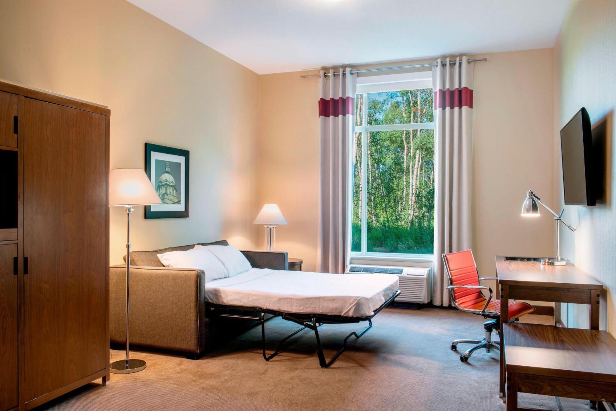 Four Points By Sheraton Grande Prairie Luaran gambar